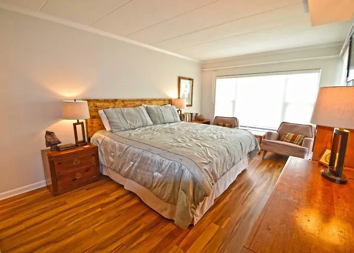 Constellation House 510 Apartment